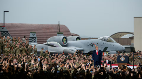 Tổng thống Trump đưa chi phí quân đội Mỹ vào đàm phán thuế quan với các đồng minh châu Á