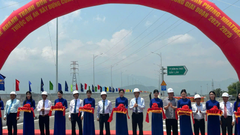 Đưa vào khai thác hơn 70 km dự án thành phần đoạn Vân Phong – Nha Trang thuộc cao tốc Bắc - Nam phía Đông