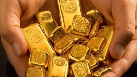 Giá vàng hôm nay 1/5: Liên tục lao dốc, vàng xuống mức thấp nhất trong 2 tuần
