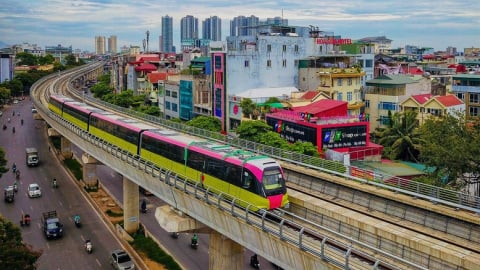 Thủ tướng yêu cầu huy động tối đa nguồn lực cho các dự án đường sắt