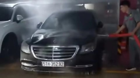 Ca sĩ Duy Mạnh bất ngờ rút đơn kiện Mercedes Việt Nam đòi 2,5 tỷ đồng