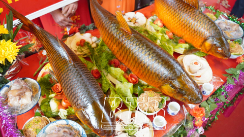 Cả làng ở Thái Bình đem cá to bự, ngon nhất đi thi tại một lễ hội nổi tiếng ở đất phát tích vương triều nhà Trần