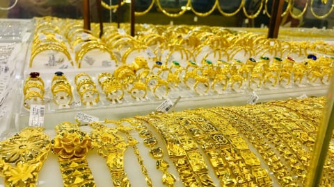 Giá vàng hôm nay 30/5: Bật tăng mạnh