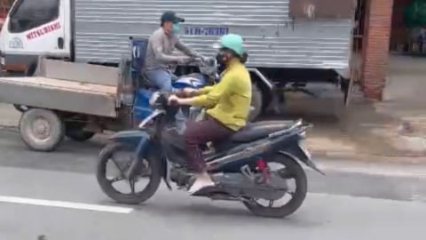 Đội CSGT Bình Triệu xử lý người điều khiển xe ba bánh đi ngược chiều từ clip đăng tải trên mạng xã hội