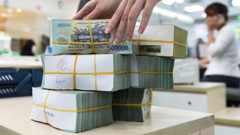 Biểu lãi suất 36 ngân hàng, gửi tiết kiệm ở đâu lãi cao nhất hiện nay?