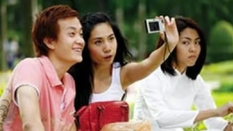 Cuộc sống hiện tại của những người đẹp trong phim 'Bỗng dưng muốn khóc'