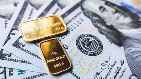 Giá vàng hôm nay 30/6: Áp lực kỹ thuật đè nặng, vàng tiếp tục giảm