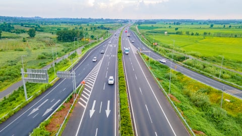 Lượng phương tiện qua các tuyến cao tốc do VEC thu phí tăng mạnh
