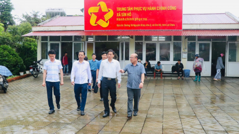 Xã Sìn Hồ cần tập trung lãnh đạo, vận hành bộ máy hành chính mới hoạt động hiệu quả, vì nhân dân phục vụ