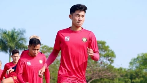 Tin tối (7/8): Trung vệ cao 1m78 trở lại khoác áo Đông Á Thanh Hóa