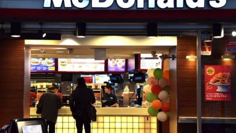 McDonald’s Nhật Bản vỡ trận vì chiến dịch Pokemon: Chiêu hút khách bán hàng thành “cơn ác mộng” kinh doanh 