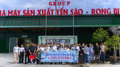 Nhiều doanh nghiệp ở Hàn Quốc đến tham quan, trải nghiệm và thưởng thức sản phẩm của DT Group ở Khánh Hòa