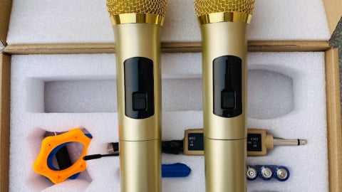 Nhiều nhà hàng, quán karaoke bị xử phạt vì sử dụng dùng micro không dây sai quy định