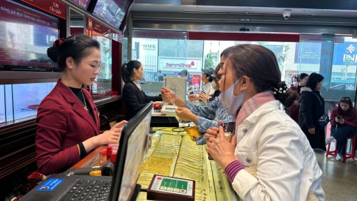 Giá vàng trong nước cao kỷ lục: Ngân hàng Nhà nước lý giải nguyên nhân 'then chốt', sẽ tăng thanh tra hoạt động kinh doanh vàng