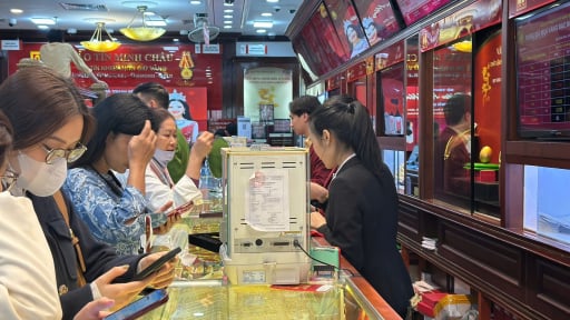 Thủ tướng chỉ đạo nóng, “hạn chót” tháng 6 phải sửa xong Nghị định 24, nghiên cứu tăng doanh nghiệp vàng