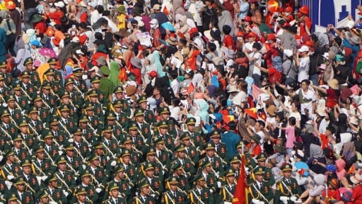 Lễ diễu binh, diễu hành 30/4: Các chiến sĩ 'đi giữa lòng nhân dân'
