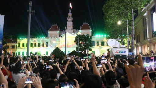 Cập nhật: Trình diễn 3D mapping ấn tượng
