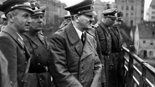 Ảnh xương hàm của Hitler được công bố từ kho lưu trữ bí mật của Nga 
