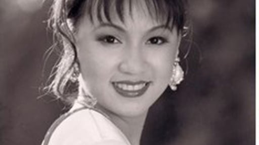 'Nữ hoàng ảnh lịch gợi cảm nhất' từ bỏ sự nghiệp khi đang ở đỉnh cao và cuộc hôn nhân lần 2 kín tiếng 