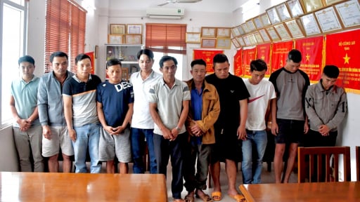 Bắt giữ 11 đối tượng “bắt cóc nhằm chiếm đoạt tài sản” và “đánh bạc”