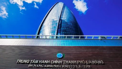 1 nữ hiệu trưởng và 5 Phó giám đốc Sở ở Đà Nẵng xin nghỉ hưu trước tuổi