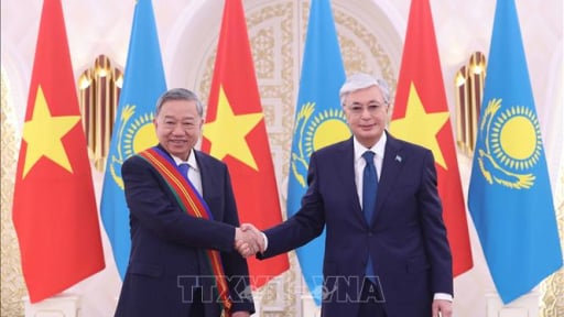 Tổng Bí thư Tô Lâm nhận Huân chương Hữu nghị Dostyk hạng nhất của Kazakhstan

