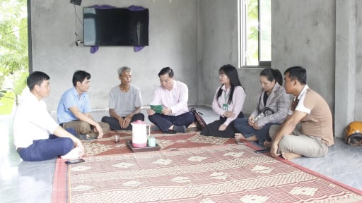 Yên tâm ở ngôi nhà chắc chắn, người nghèo huyện Đakrông của Quảng Trị an cư để lạc nghiệp