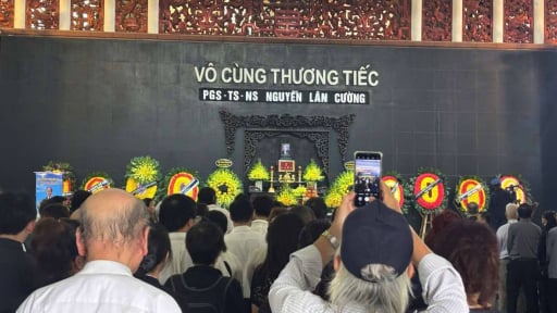 Tang lễ PGS.TS Nguyễn Lân Cường: Nhà sử học Dương Trung Quốc, nhạc sĩ Giáng Son ngậm ngùi nói lời tiễn biệt 