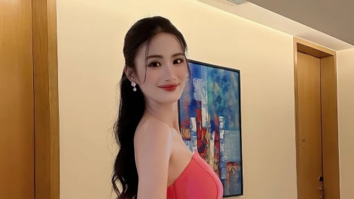 Ý Nhi đọ sắc dàn người đẹp ở Ấn Độ