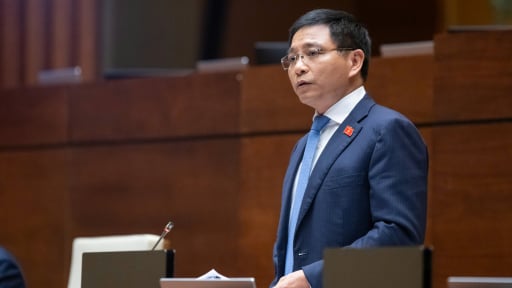 Bộ trưởng Tài chính phản hồi về đề xuất “bỏ thuế đặc biệt với xăng dầu” và lý do đằng sau