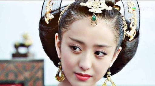 Triệu Phi Yến và em gái đã chấp nhận điều nghiệt ngã nào để được hoàng đế sủng ái?