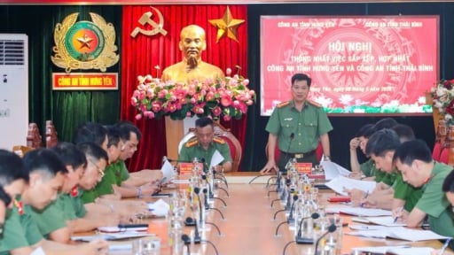 Công an Hưng Yên và Công an Thái Bình trước khi hợp nhất: Rà soát, đánh giá lại đội ngũ cán bộ lãnh đạo, chỉ huy, chiến sĩ, cơ sở vật chất