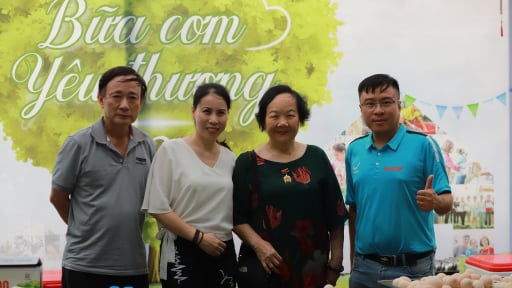 Bữa Cơm Yêu Thương số 99: Mỗi suất ăn – một tấm lòng