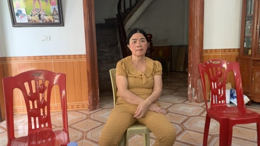 Bi hài chuyện cấp đất ở Hà Tĩnh: Một mảnh đất hai sổ đỏ, tất cả tại “văn thư xã” đưa nhầm thư mời