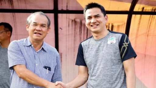CLB HAGL “nói không” với HLV Kiatisak?