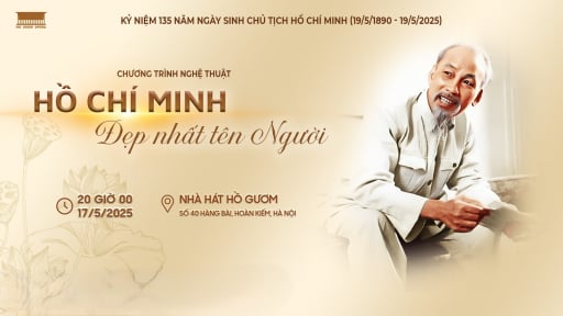 Nghệ sĩ Nhân dân Quang Thọ cùng học trò hát ngợi ca Chủ tịch Hồ Chí Minh trong chương trình nghệ thuật đặc biệt