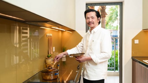Nghệ sĩ Nhân dân là sao phim 'Về nhà đi con' nhớ con, ước con về nhà trước khi tiếp tục học 5 năm ở Mỹ