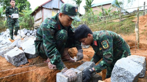 Tinh thần 'thần tốc', Bình Định hoàn thành hơn 4.200 nhà tạm, nhà dột nát cho người dân
