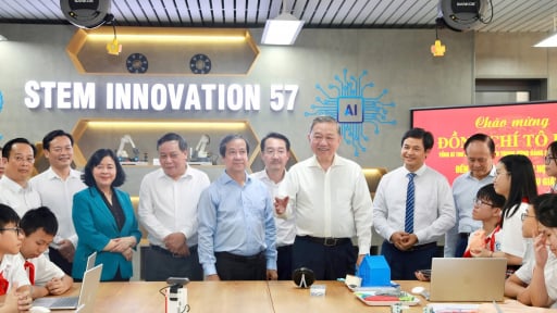 Tổng Bí thư Tô Lâm: Hệ thống giáo dục phải đổi mới sáng tạo, tập trung giáo dục STEM, ngoại ngữ, công nghệ hiện đại