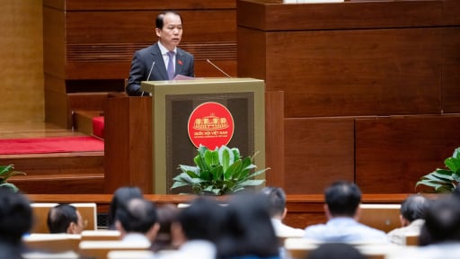 Văn bản cấp huyện ban hành trước khi sắp xếp bộ máy còn hiệu lực bao lâu?