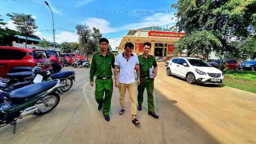 Đắk Lắk: Bắt đối tượng thuê xe ô tô rồi 'phù phép' thành xe chính chủ