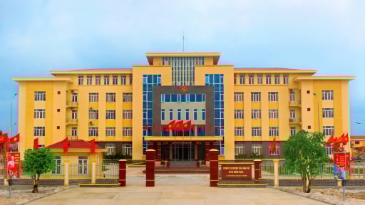 Sắp xếp đơn vị hành chính: Đơn vị sự nghiệp công lập lĩnh vực y tế, giáo dục thuộc UBND huyện được bố trí thế nào?