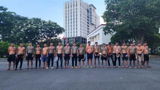 Thứ trưởng Bộ Công an chỉ đạo triệt phá băng nhóm giang hồ cho vay nặng lãi, khởi tố 32 đối tượng