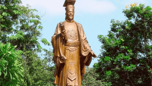 Vì sao Lý Công Uẩn chọn vùng đất Đại La làm kinh đô?