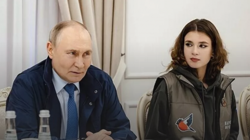 Tổng thống Nga Putin bất ngờ thăm vùng Kursk 