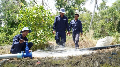 Cà Mau kéo đường ống 300km cấp nước sạch cho hơn 14 nghìn hộ dân