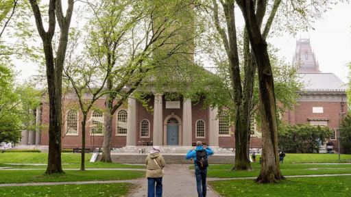 Đại học Harvard kiện chính quyền Trump vì lệnh cấm tuyển sinh viên quốc tế