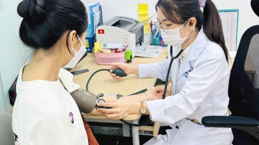 Người phụ nữ thoát cửa tử nhờ sự bình tĩnh của một  bác sĩ trung tâm tiêm chủng