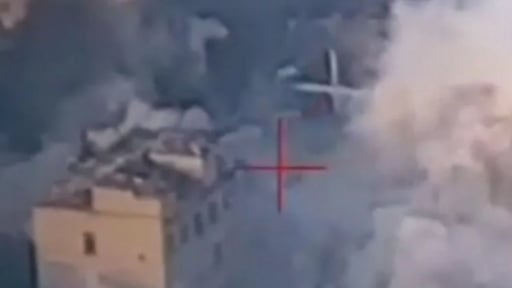 Ukraine tấn công sở chỉ huy của Nga ở Bakhmut, giải nguy cho 'pháo đài' Pokrovsk