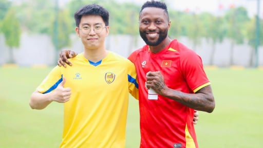 Tin chiều 25/5: HLV Kim Sang-sik triệu tập gấp Hoàng Vũ Samson?